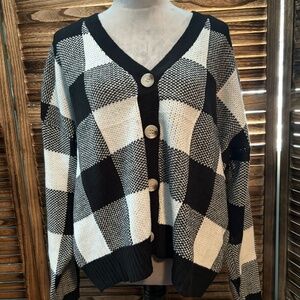 Black and White gingham cardigan